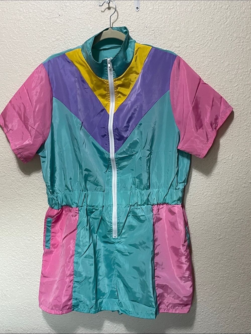 Colorblock One Piece Women's Windbreaker Romper. NWT. Size XXL.